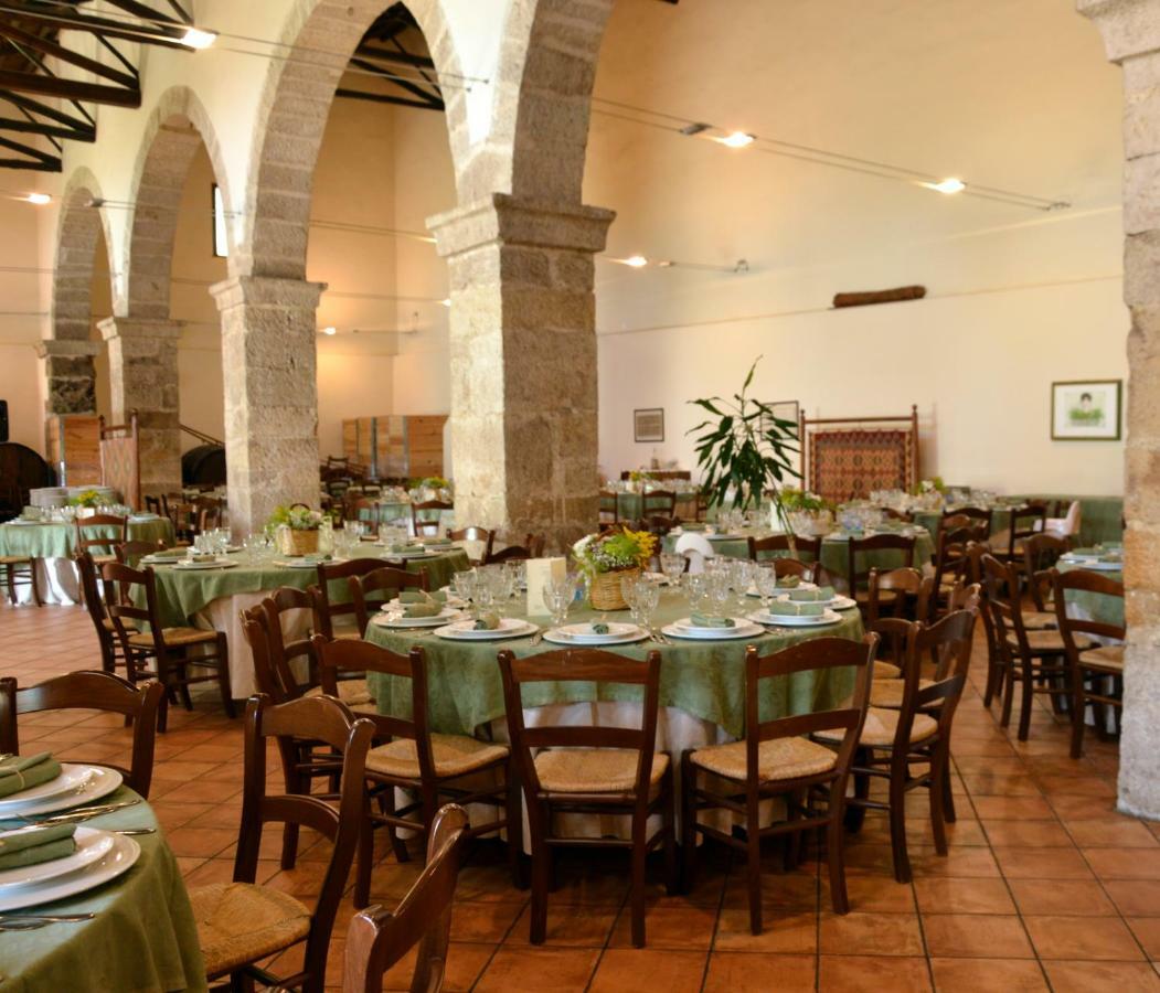 Agriturismo Masseria La Chiusa 圣朱塞佩亚托 外观 照片